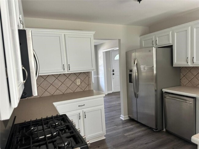Building Photo - 6133 Mulberry Park Dr