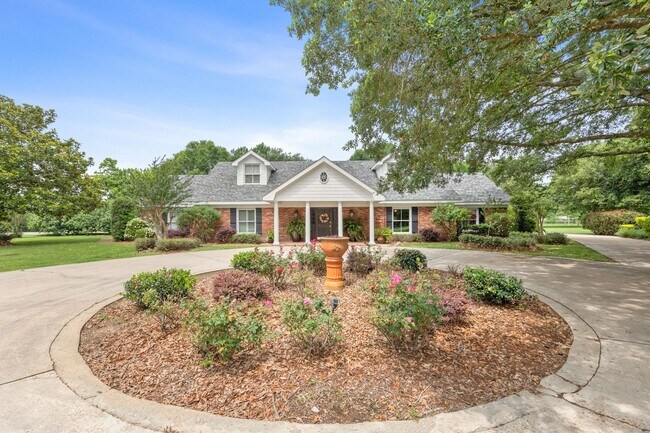 Primary Photo - 1026 S Morgan Ave