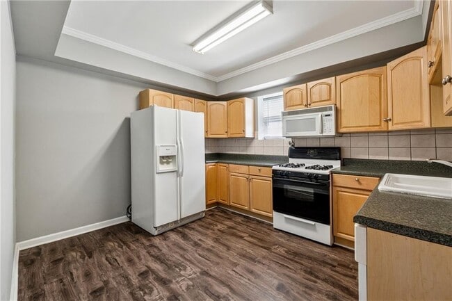Building Photo - 4289 Catamount Dr