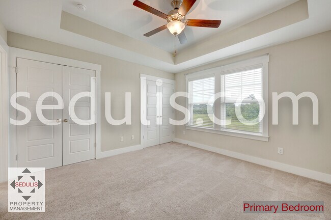 Building Photo - 3923 Four Poles Park Dr