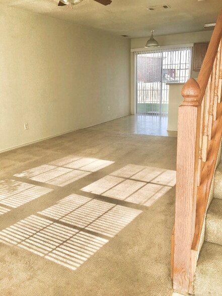 Building Photo - 5806 Redstone Dr