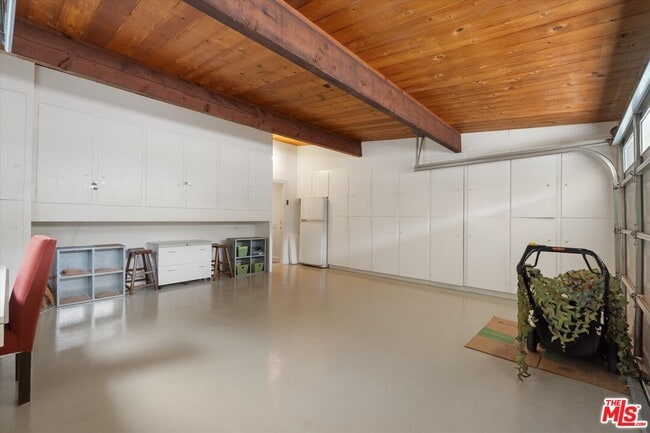 Building Photo - 1324 El Hito Cir
