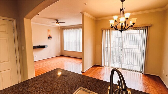 Building Photo - 12707 Boheme Dr