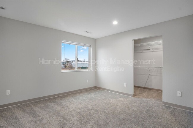 Building Photo - 1603 N Manifold Ln