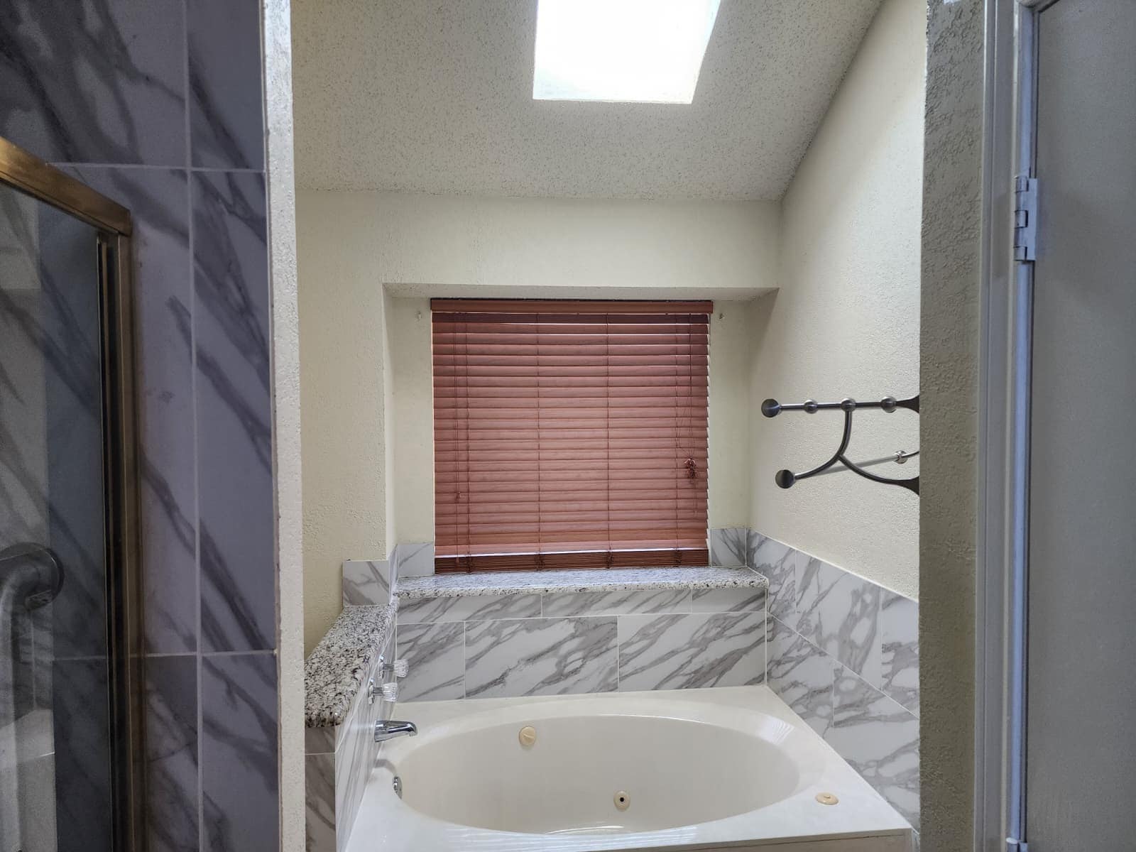 Note that jacuzzi jets are nonfunctional - 1317 Swiss Ct