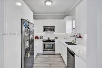 Building Photo - 3135 Gifford Ln