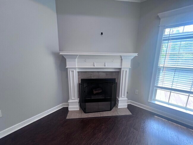 Building Photo - 516 Crepe Myrtle Loop