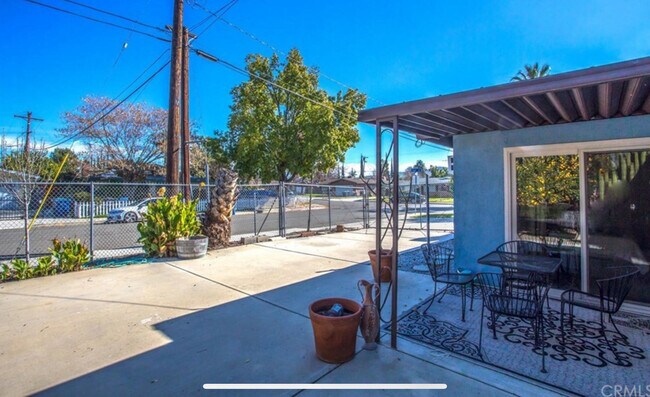 Building Photo - 25380 State St