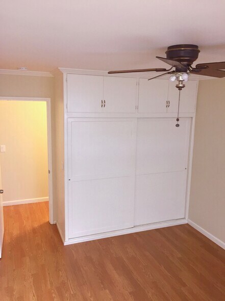 Building Photo - 411 Douglas St