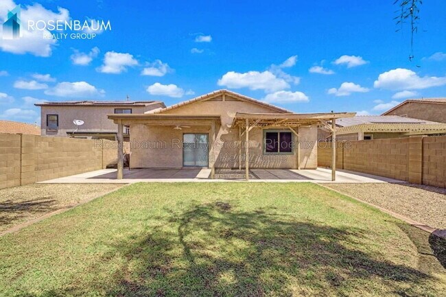 Building Photo - 45047 Bahia Dr