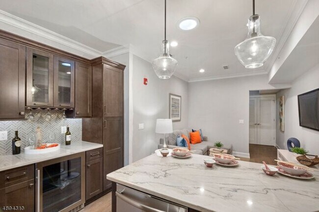 Building Photo - 409 Westfield Ave