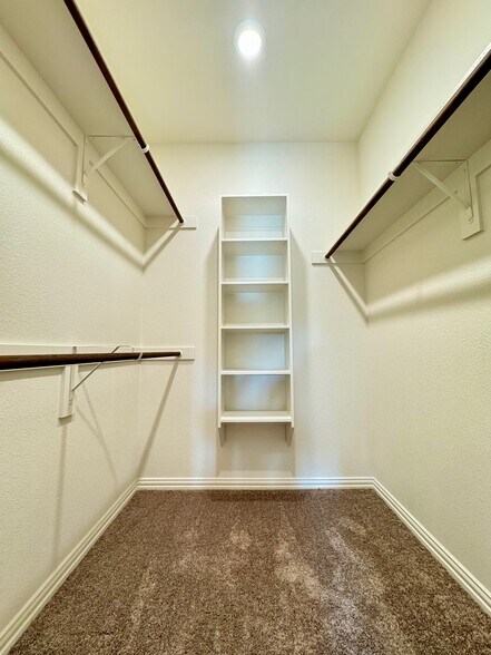 Building Photo - 3453 Solana Cir