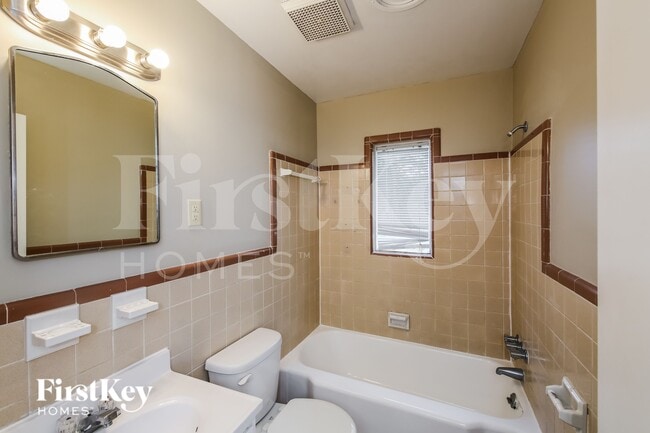 Building Photo - 1618 Willey St