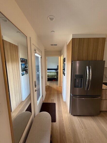 Building Photo - 2216 40th Pl NW