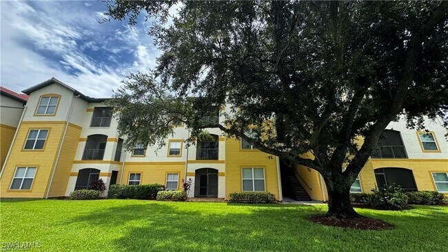 Building Photo - 11530 Villa Grand