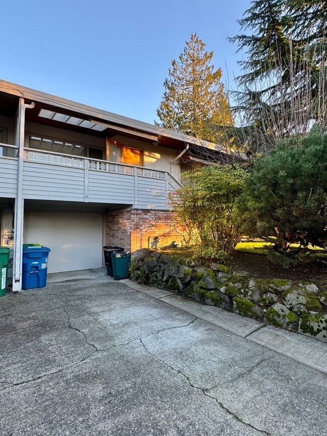 Building Photo - PATTERSON SAND POINT