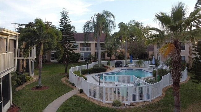 Building Photo - 6306 7th Ave W