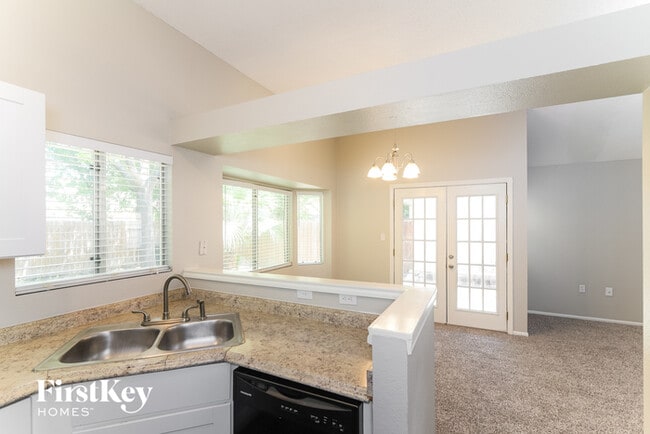 Building Photo - 8103 Indian Bend