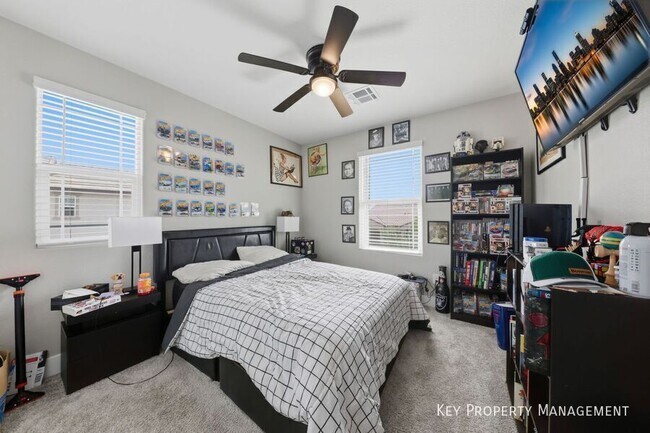 Building Photo - 694 Monroe Hl Pl