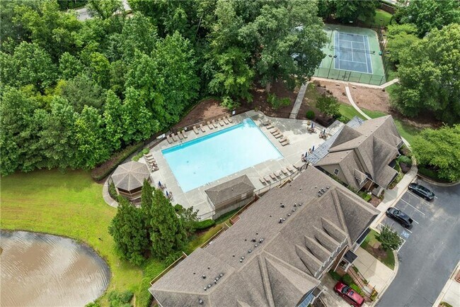 Building Photo - 11200 Brunson Dr