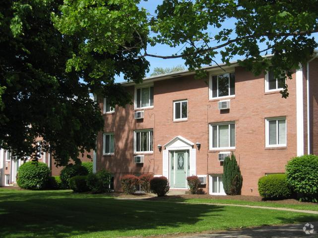 Building Photo - Englewood Manor