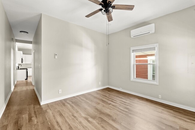 Building Photo - 361 Cameron St SE