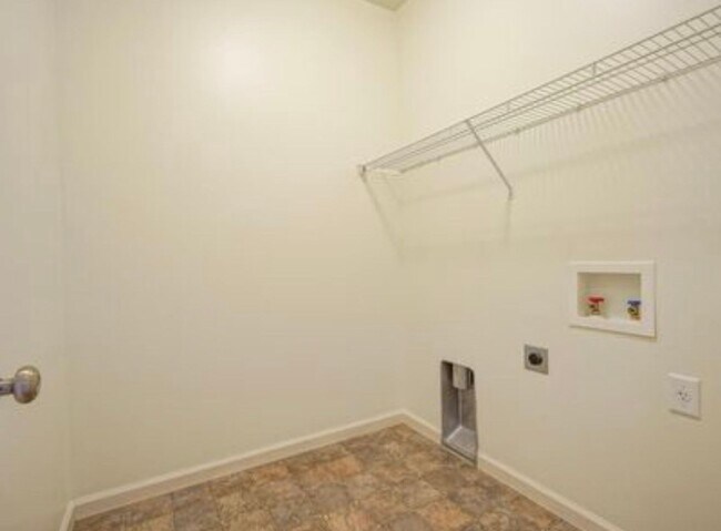 Building Photo - Spacious 3-Bedroom Lafayette Home with Office, Fenced Yard & 3-Car Garage