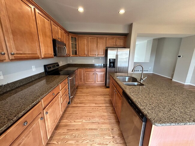 Building Photo - Well Maintained Townhouse in Highlands Ranch