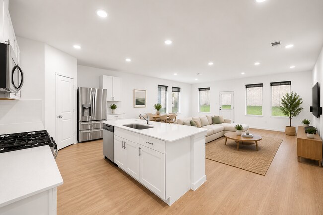 Building Photo - Spacious 4-Bed Home with Modern Upgrades, Fenced Yard & Community Pool in San Antonio