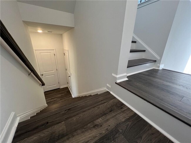 Building Photo - 3196 Eastham Run Dr