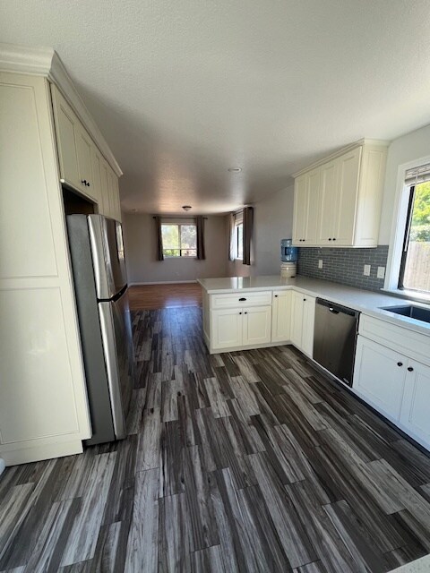Building Photo - 1020 Stony Glen Ln