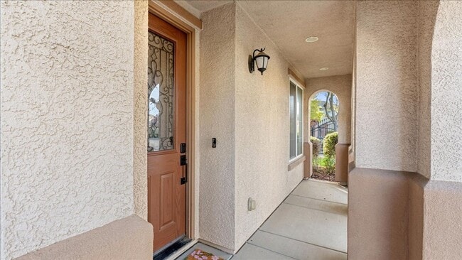 Building Photo - 1528 Morning Glory Ln