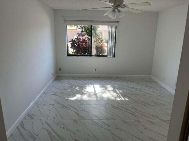 Building Photo - 8107 Windgate Dr