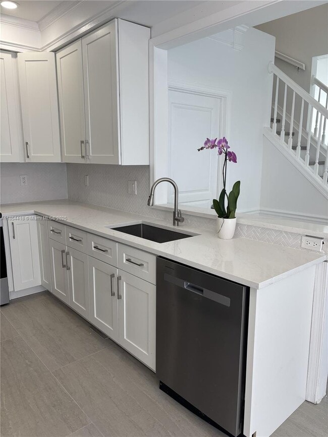 Building Photo - 5447 Grand Park Pl