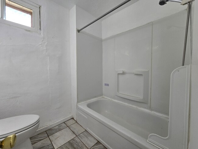 Building Photo - 739 Montez Pl