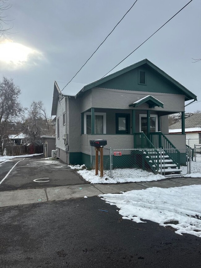 Building Photo - N10th332