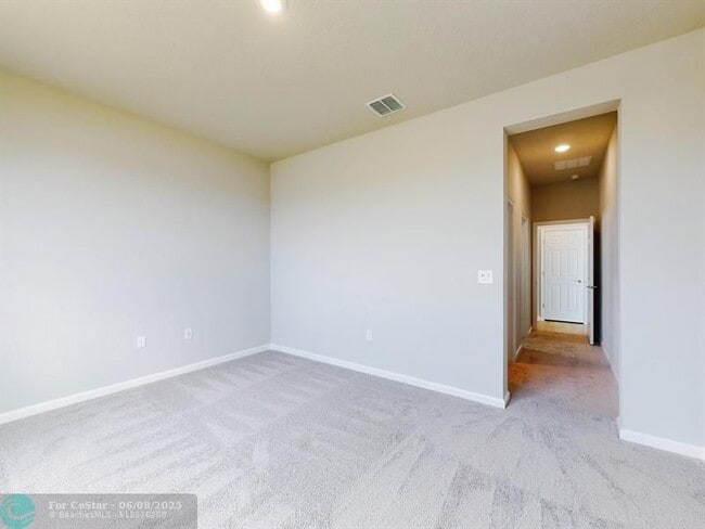 Building Photo - 1724 Middlebury Drive