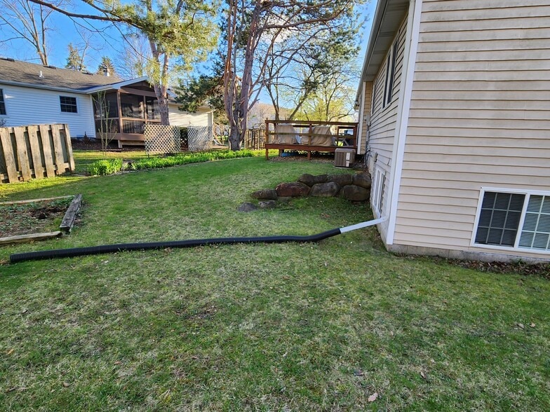 Building Photo - 71XX E Valley Ridge Dr