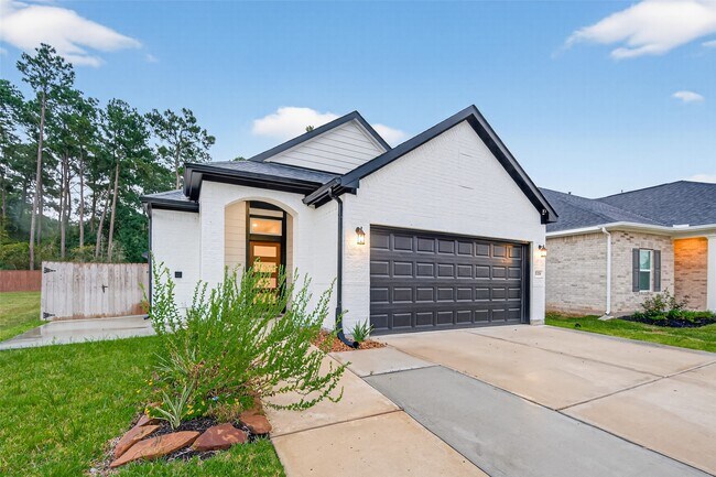 Building Photo - 27228 Mockingbird Ter Ln