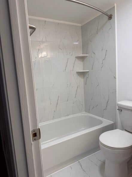 Modern tiling - 2530 Fairfax Dr