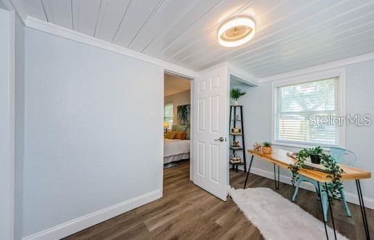 Building Photo - 1947 Chenango Ave