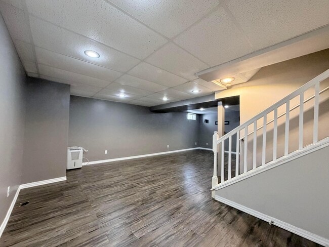 Building Photo - 9135 Windy Creek Dr