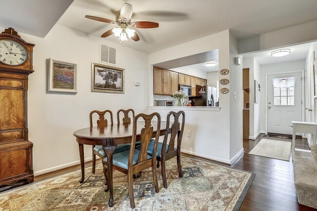 Building Photo - 2066 Derby Ridge Ln