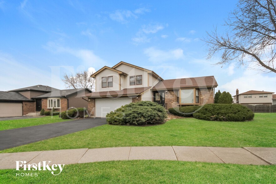 Building Photo - 6048 White Birch Ln