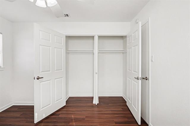 Building Photo - 2209 Barbell Ln