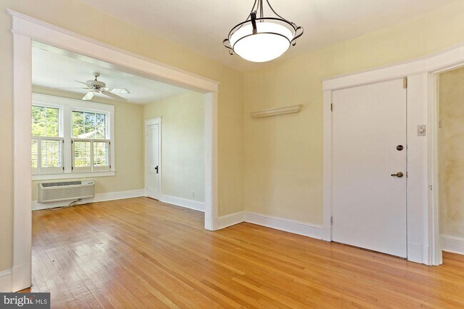 Building Photo - 2325 37th St NW