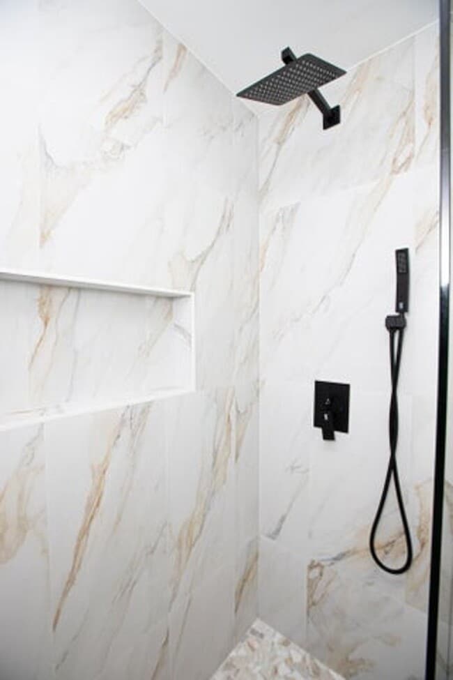 Building Photo - 10881 La Salinas Cir