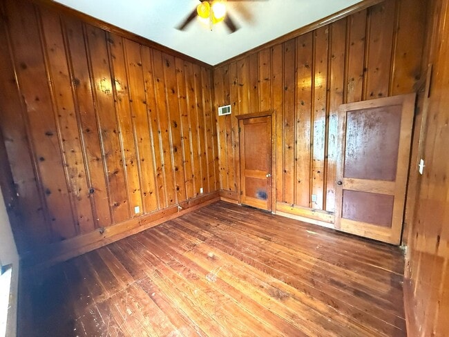 Building Photo - 2BR Historic Home in Downtown Lake Charles