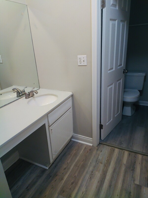 Building Photo - 2201 Alta Ave