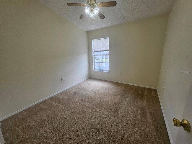 Building Photo - 13415 Fairway Glen Dr